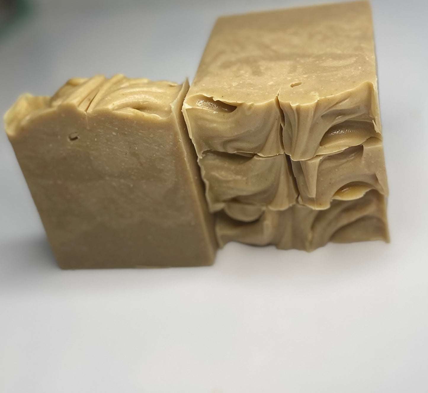 Oatmeal Milk + Honey Herbal Infused Body Bar ( Soap ) ALuxeBeauti